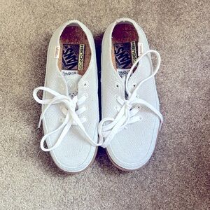 Vans Eco Cush Sneakers Gender Neutral Men’s size 5.5 Women’s Size 7 Light Beige